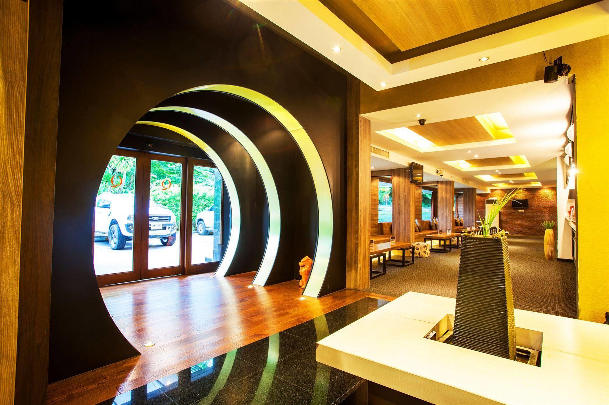 Q Hotel 曼谷 外观 照片