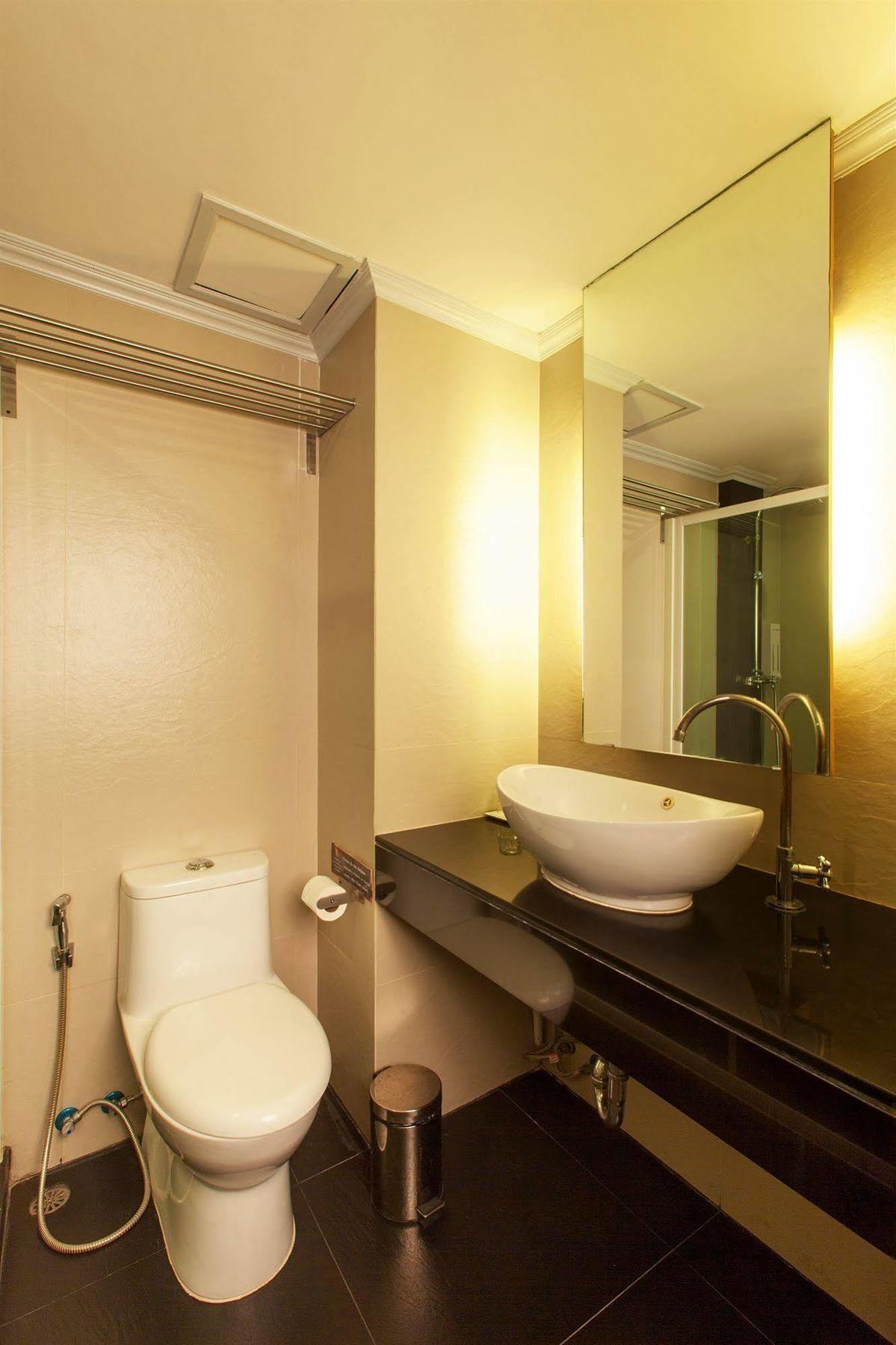 Q Hotel 曼谷 外观 照片